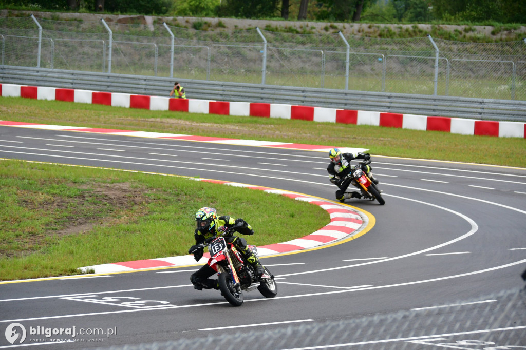 Ekscytujące Zawody Motocyklowe na Autodromie Biłgoraj