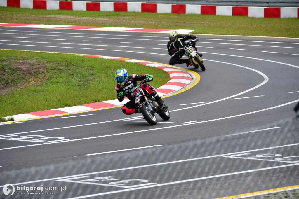 Ekscytujące Zawody Motocyklowe na Autodromie Biłgoraj