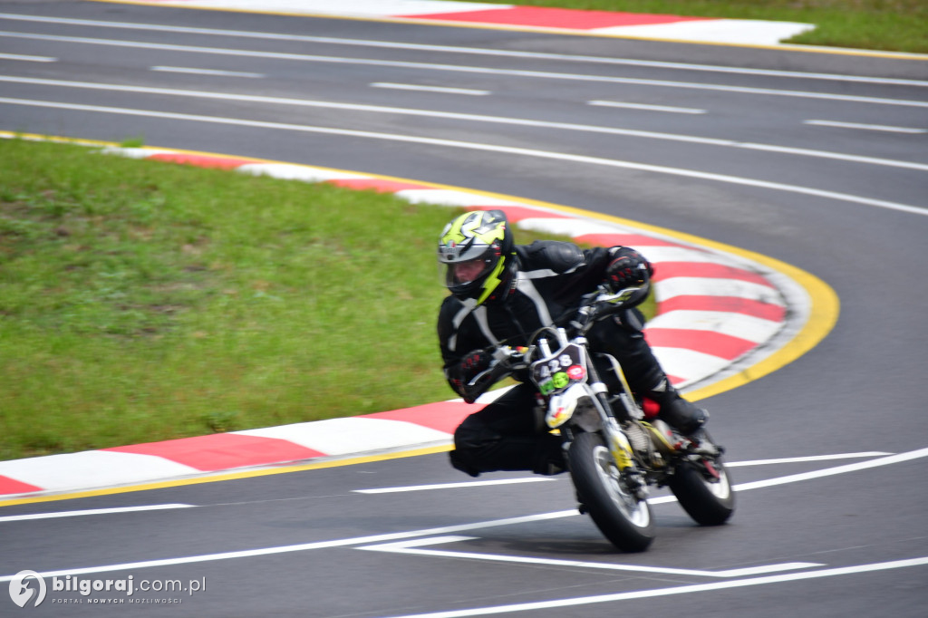 Ekscytujące Zawody Motocyklowe na Autodromie Biłgoraj