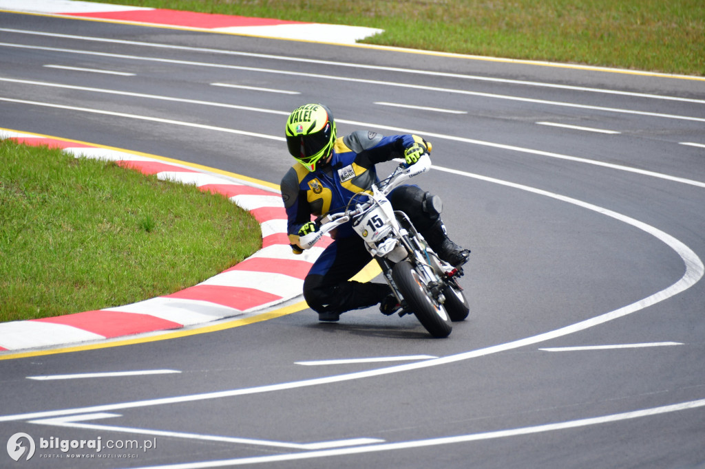 Ekscytujące Zawody Motocyklowe na Autodromie Biłgoraj
