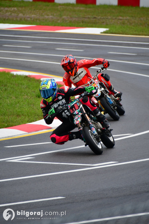 Ekscytujące Zawody Motocyklowe na Autodromie Biłgoraj