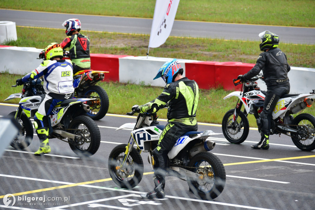 Ekscytujące Zawody Motocyklowe na Autodromie Biłgoraj
