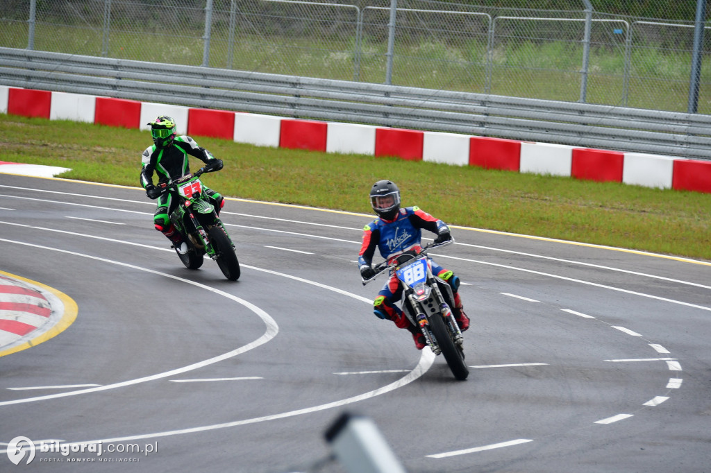 Ekscytujące Zawody Motocyklowe na Autodromie Biłgoraj