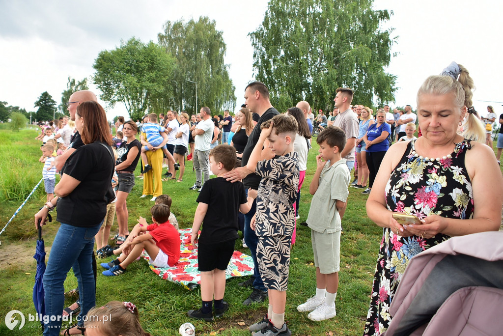Chapeau bas Damian... Pływak z Biłgoraja przepłynął 100 km