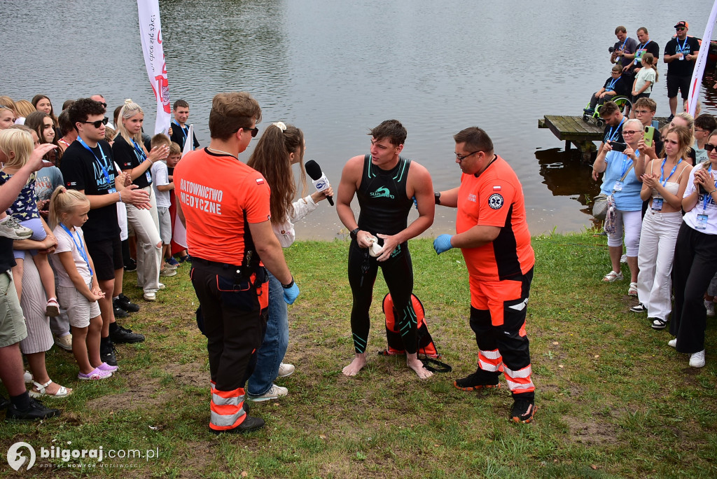 Chapeau bas Damian... Pływak z Biłgoraja przepłynął 100 km