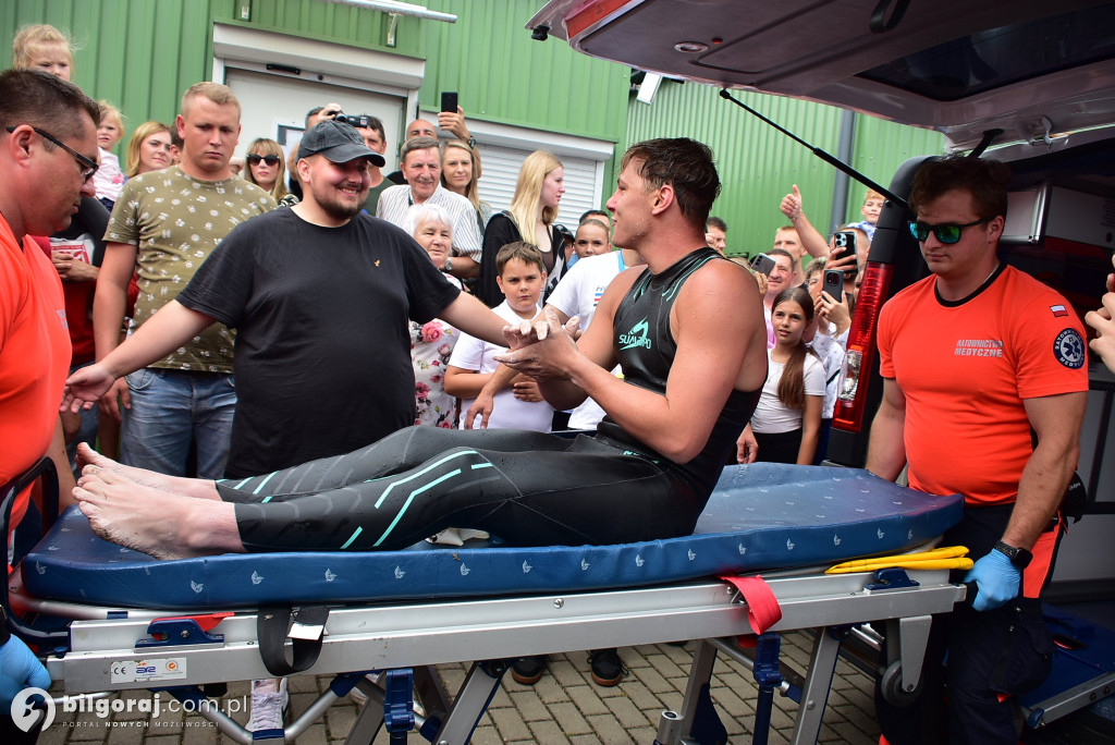 Chapeau bas Damian... Pływak z Biłgoraja przepłynął 100 km