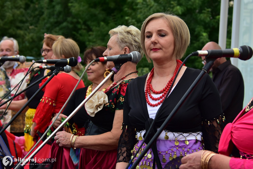  Seniorzy z Biłgoraja i okolic bawili się przy cygańskich rytmach