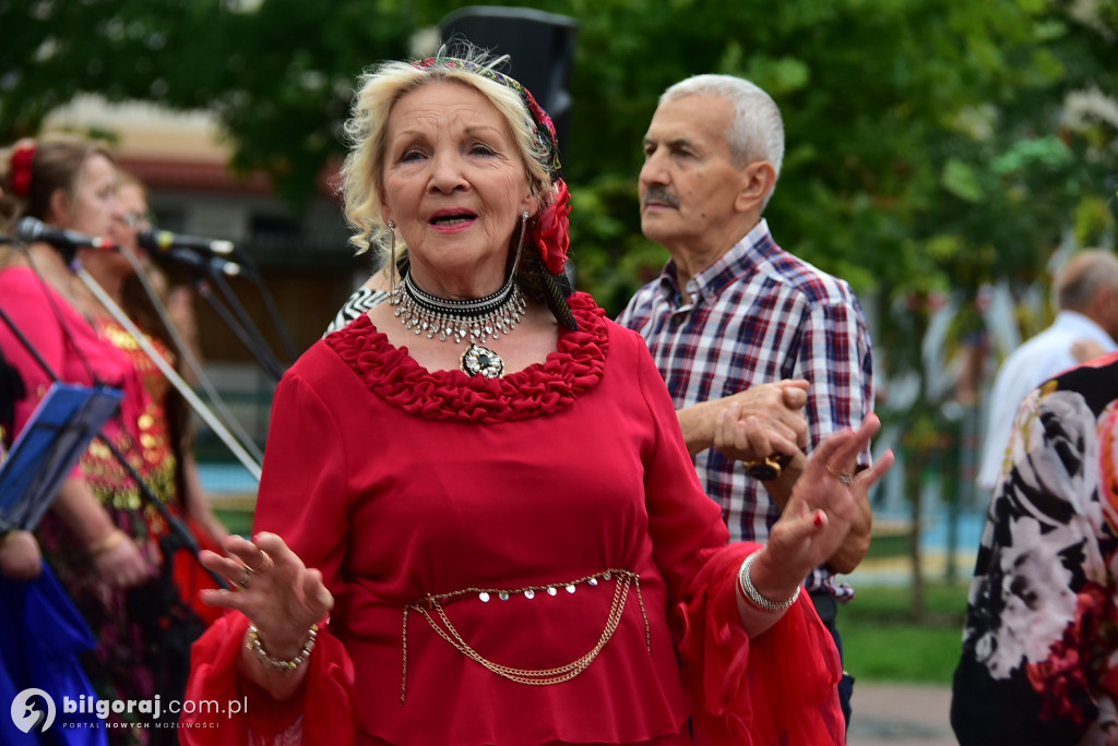  Seniorzy z Biłgoraja i okolic bawili się przy cygańskich rytmach