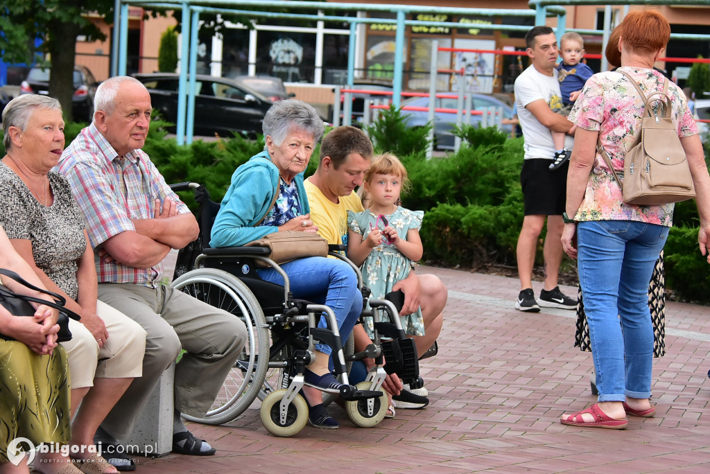  Seniorzy z Biłgoraja i okolic bawili się przy cygańskich rytmach