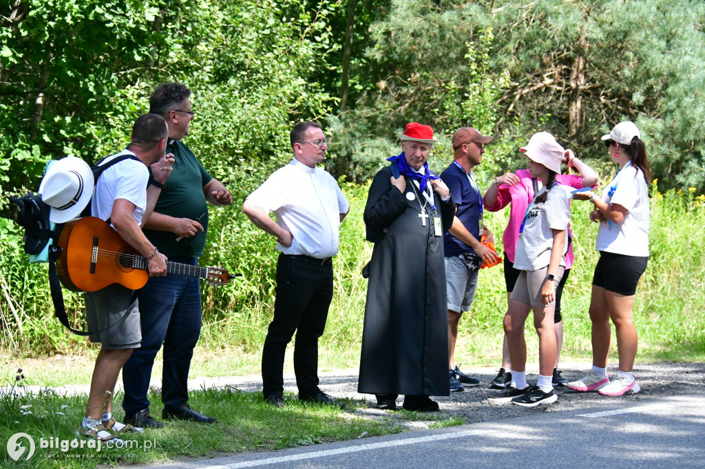 Pielgrzymi z Biłgoraja w połowie drogi