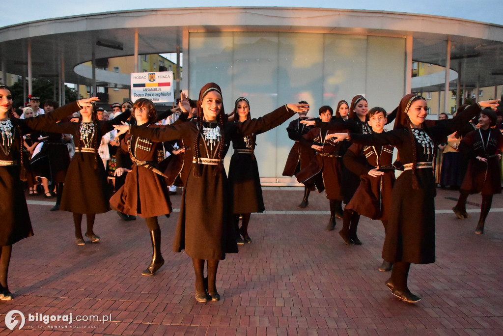 Festiwal Kultur 2025 w Biłgoraju: podróż do świata tradycji, muzyki i tańca