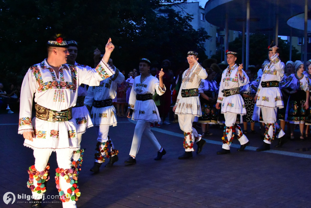 Festiwal Kultur 2025 w Biłgoraju: podróż do świata tradycji, muzyki i tańca