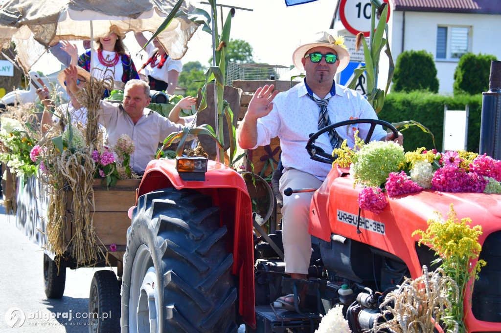 Dożynki gminne w Różańcu Pierwszym Święto plonów gminy Tarnogród