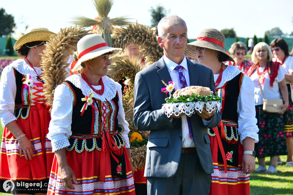 Dożynki gminne w Różańcu Pierwszym Święto plonów gminy Tarnogród