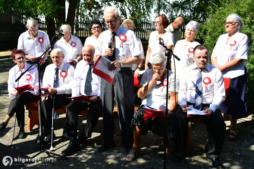 Patriotyzm wyrażony pieśnią i poezją