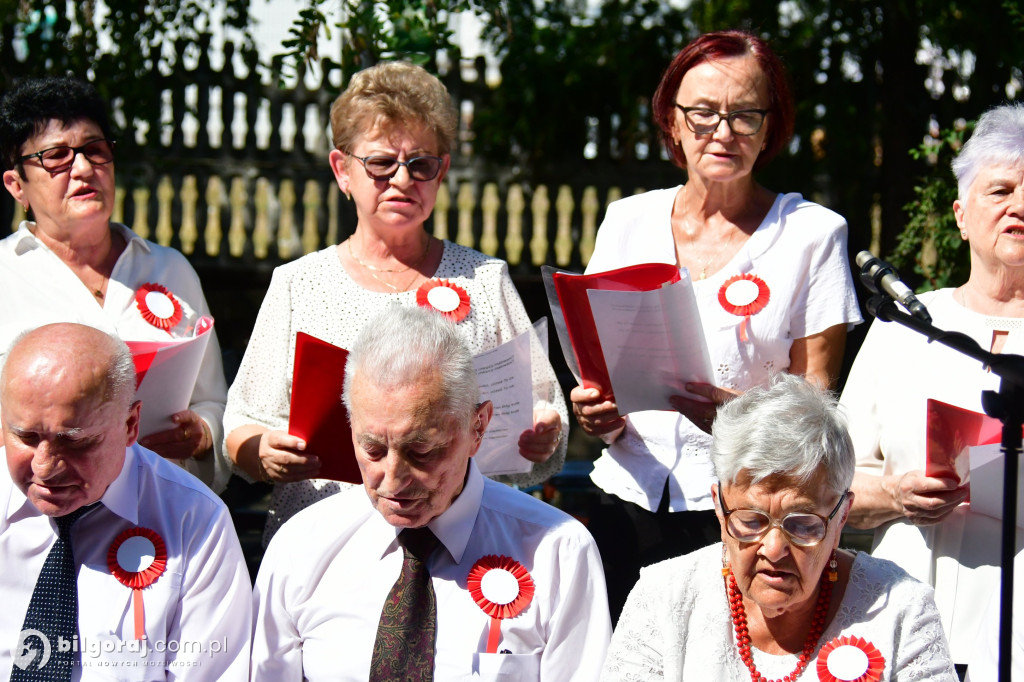 Patriotyzm wyrażony pieśnią i poezją