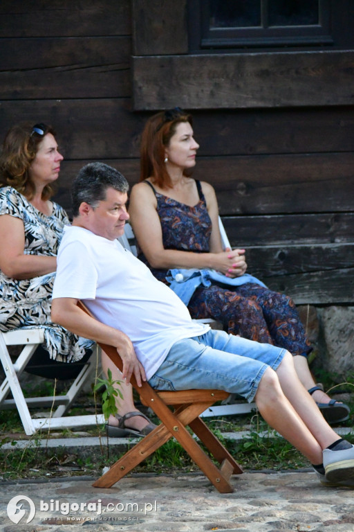 Miejsce, które staje się drogą: Festiwal Źródła w Biłgoraju
