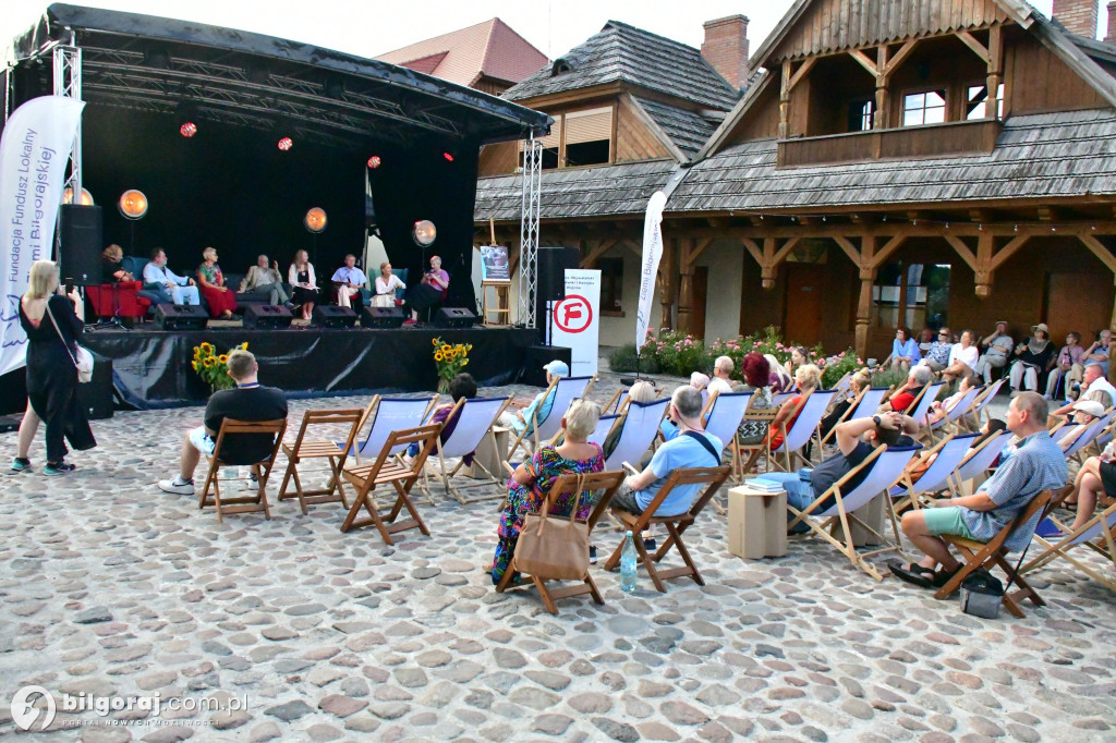 Miejsce, które staje się drogą: Festiwal Źródła w Biłgoraju