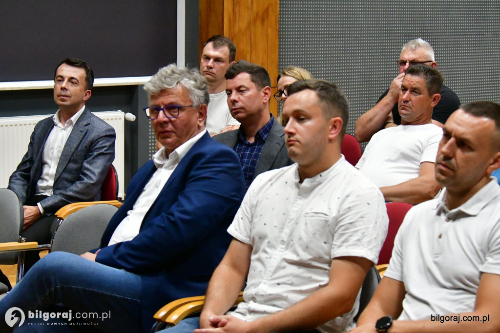 Gmina Goraj. Mieszkańcy nie chcą wiatraków? Emocjonalna dyskusja...