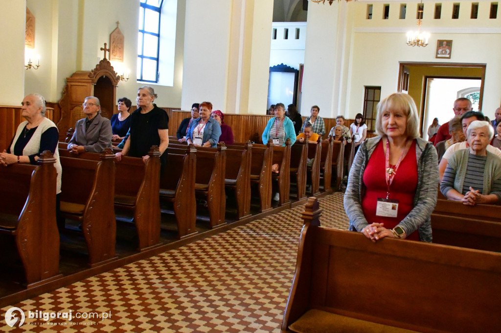 Z Tereszpola ruszyli do Leżajska. Pątnicy na szlaku do Matki Pocieszenia