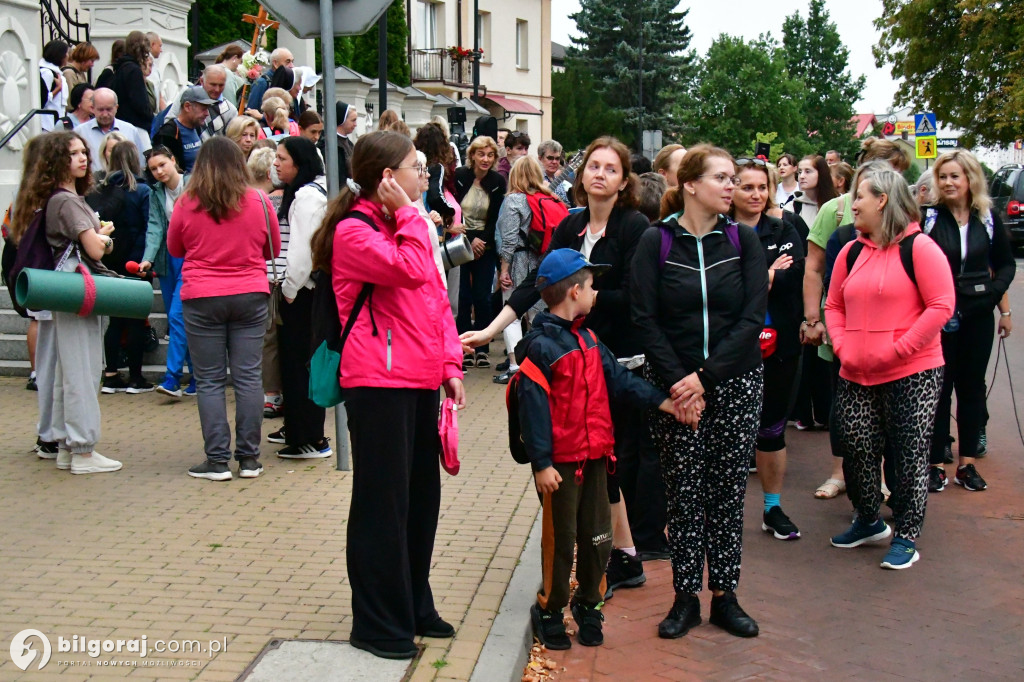 Z Biłgoraja do Janowa Lubelskiego. pielgrzymi na szlaku