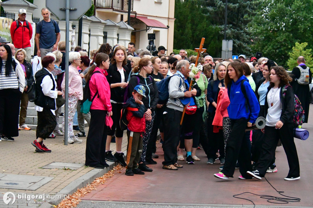 Z Biłgoraja do Janowa Lubelskiego. pielgrzymi na szlaku