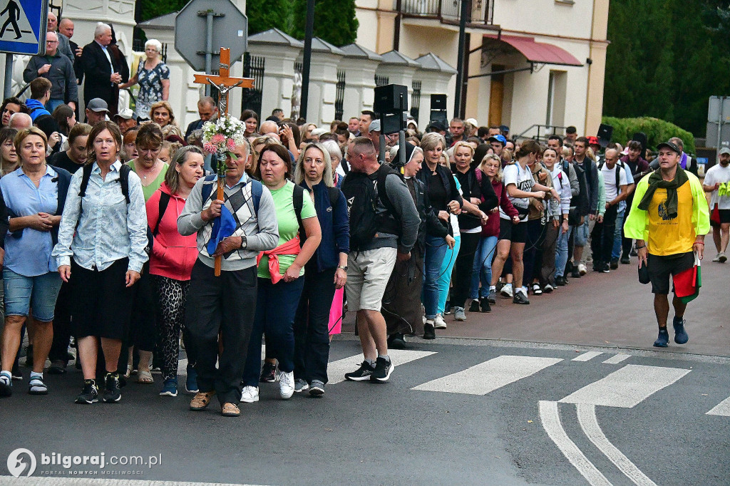 Z Biłgoraja do Janowa Lubelskiego. pielgrzymi na szlaku