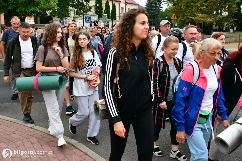 Z Biłgoraja do Janowa Lubelskiego. pielgrzymi na szlaku
