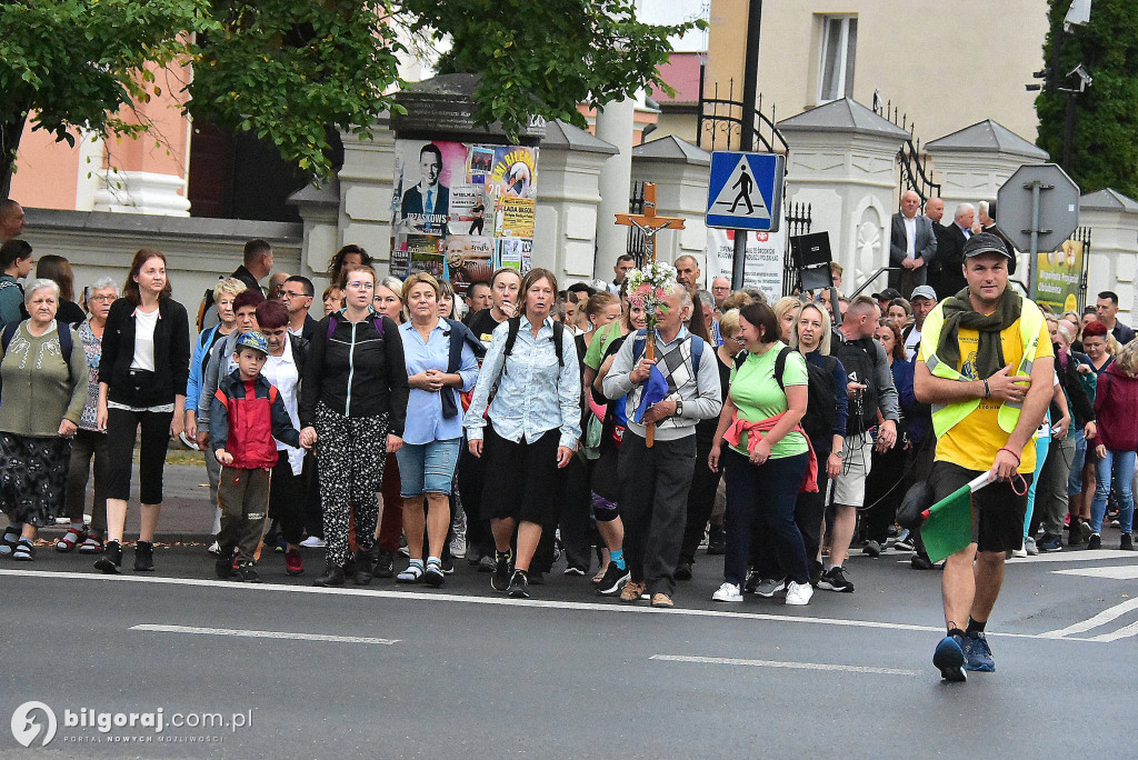 Z Biłgoraja do Janowa Lubelskiego. pielgrzymi na szlaku
