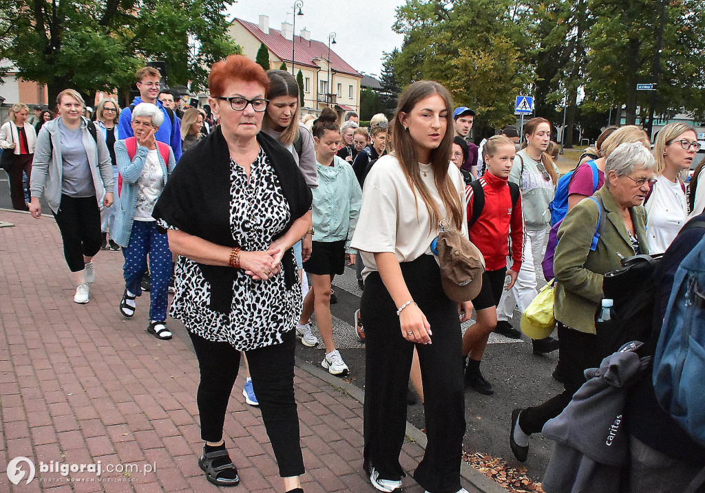 Z Biłgoraja do Janowa Lubelskiego. pielgrzymi na szlaku