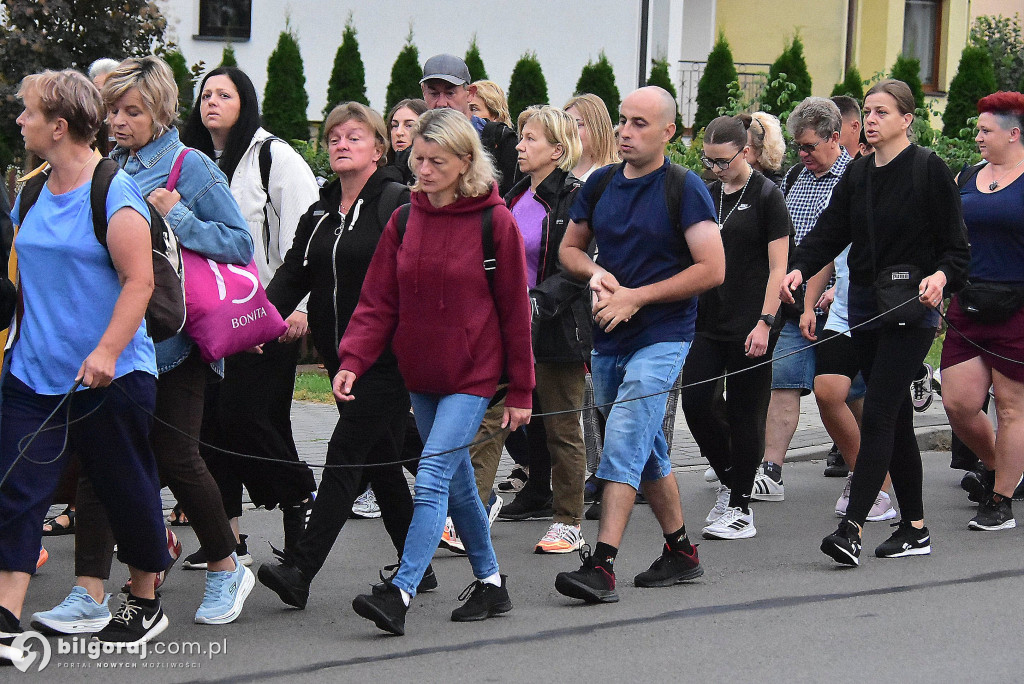 Z Biłgoraja do Janowa Lubelskiego. pielgrzymi na szlaku