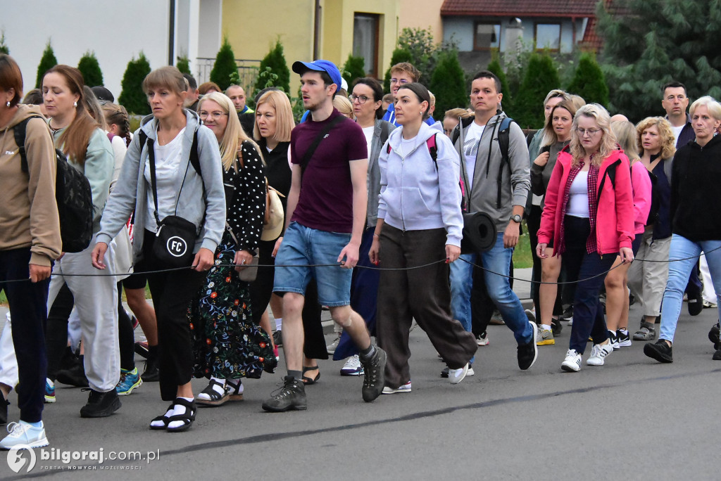 Z Biłgoraja do Janowa Lubelskiego. pielgrzymi na szlaku
