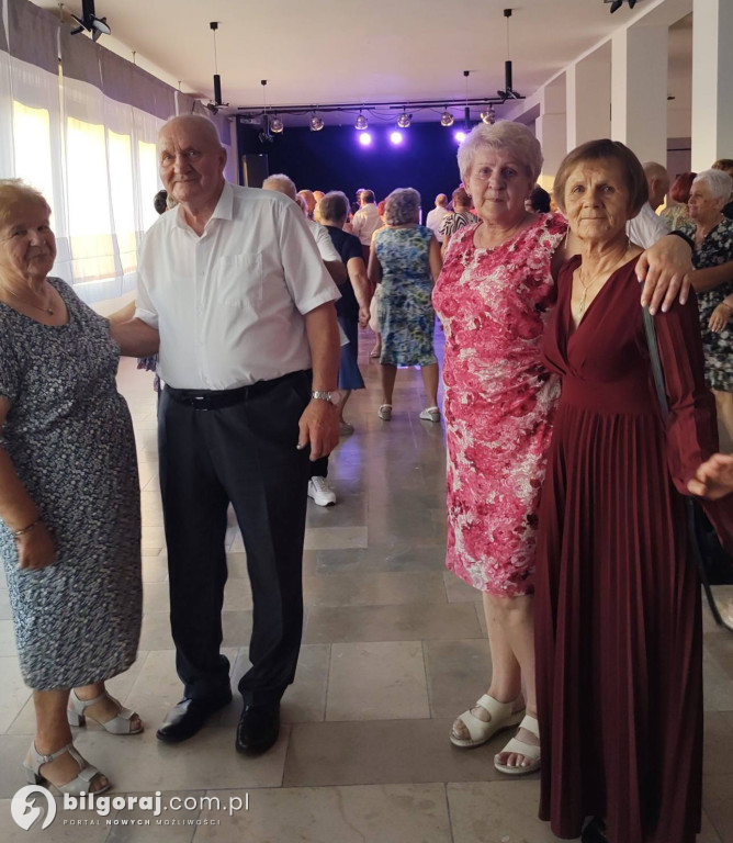 Udany Bal Seniora w Józefowie