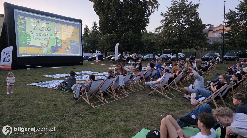 Niezapomniane wieczory pod chmurką: Kino plenerowe w Biłgoraju