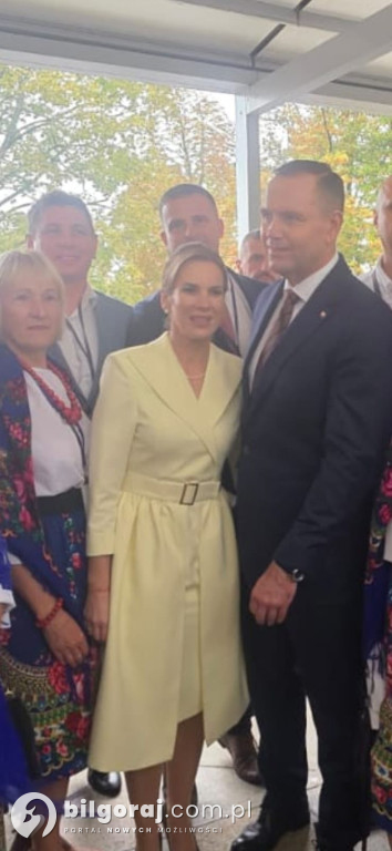 Bartłomiej Świtała i KGW z Luchowa Dolnego na Dożynkach Prezydenckich