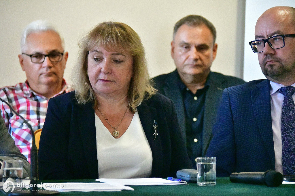 Konferencja w odpowiedzi na konferencję. Starosta: zarzuty wójtów i burmistrzów bezpodstawne