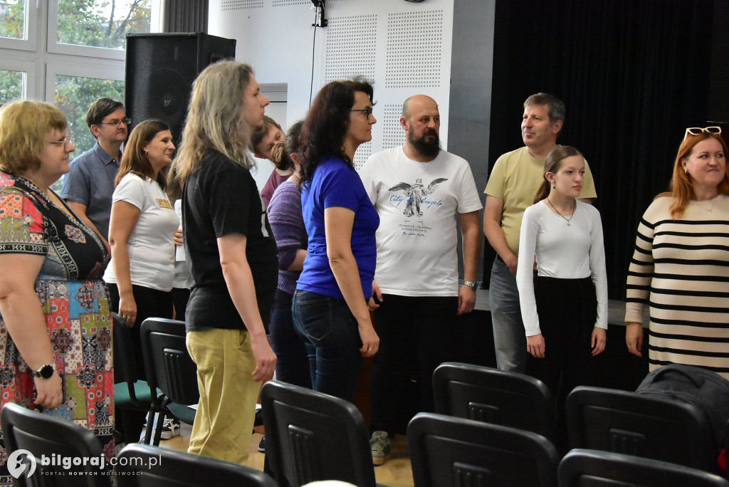 Rozpoczęły się warsztaty muzyczno-liturgiczne z Pawłem Bębenkiem w Biłgoraju