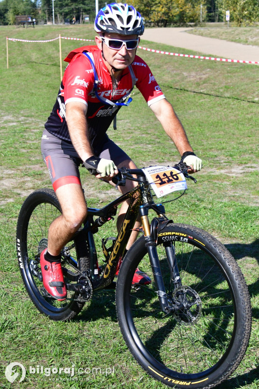 Zawody rowerowe nad Zalewem Bojary