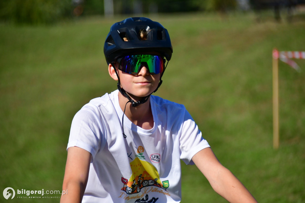 Zawody rowerowe nad Zalewem Bojary