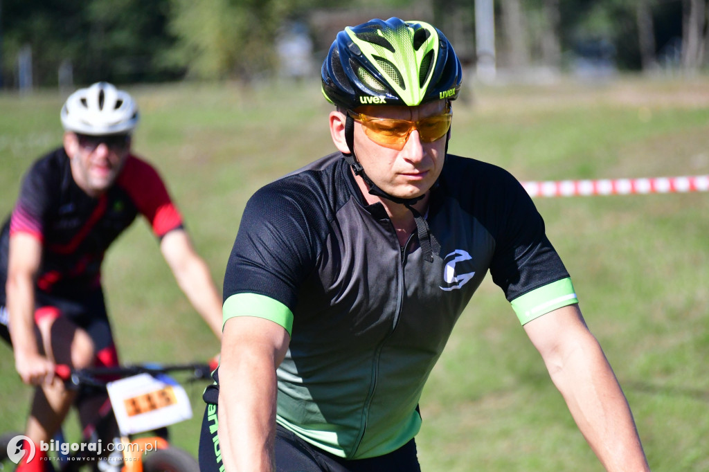 Zawody rowerowe nad Zalewem Bojary