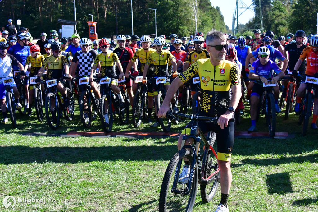 Zawody rowerowe nad Zalewem Bojary
