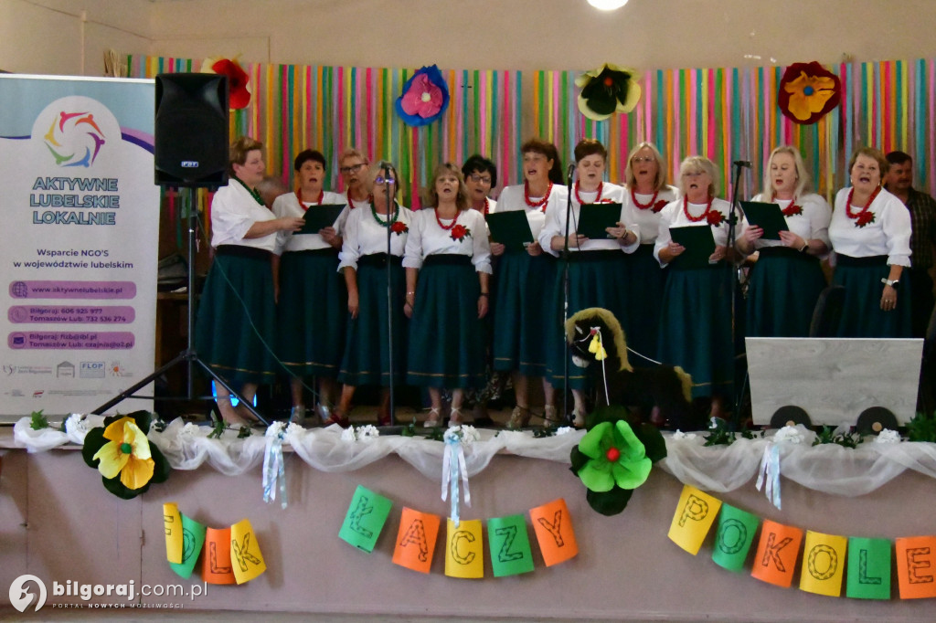 Folk łączy pokolenia w gminie Józefów