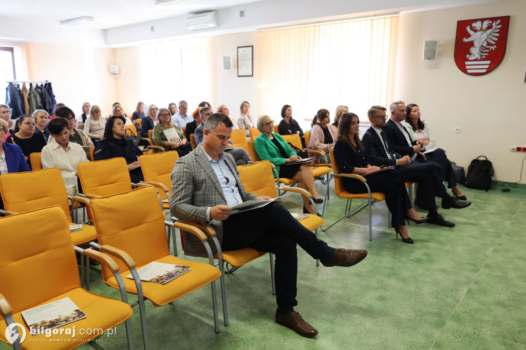 Wsparcie dla szkół. Konferencja o wyzwaniach zdrowia psychicznego w powiecie biłgorajskim