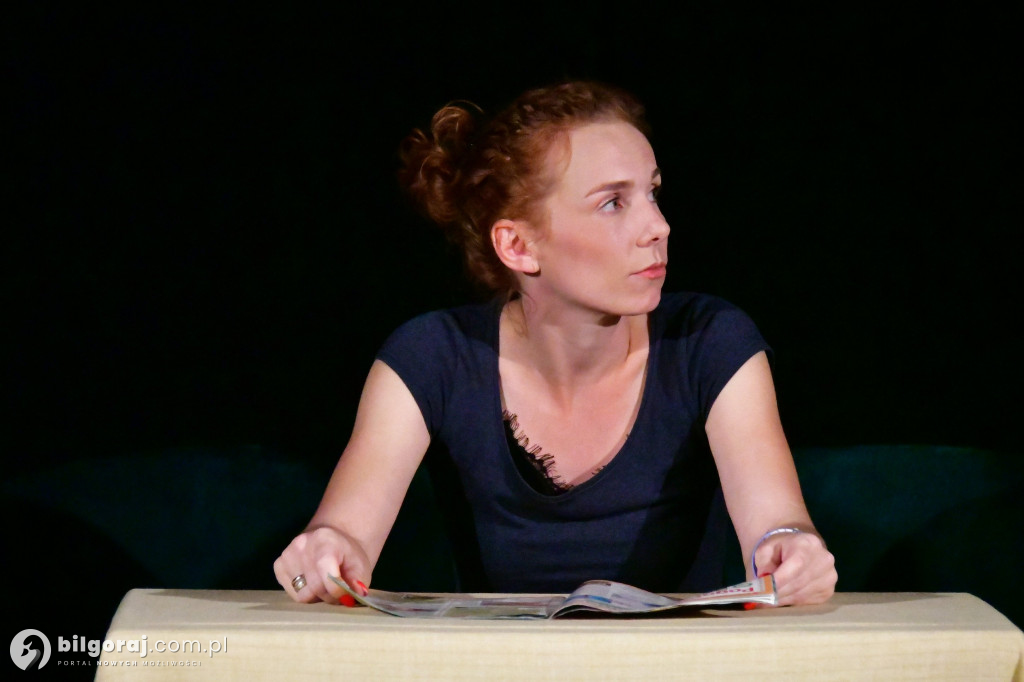 Wieczór z teatrem amatorskim: premiera Bożeny Kupis-Kucharskiej w Biłgoraju