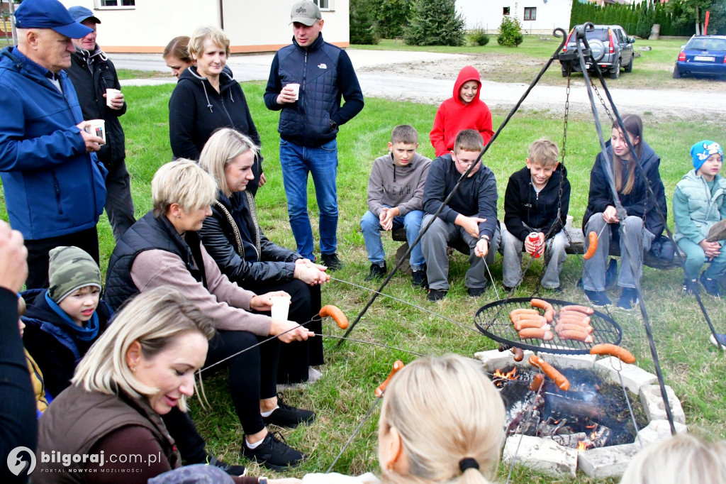 Ziemniaki, grill i integracja. Udane spotkanie rodzinne w Luchowie Dolnym