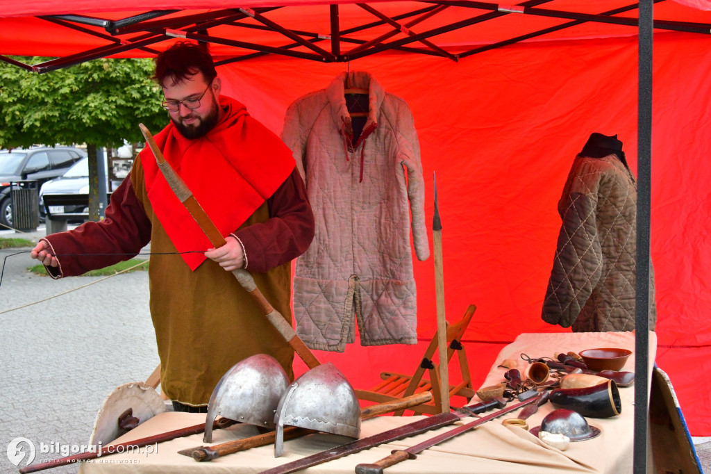 Tarnogród. Piknik historyczny i koronacja na miejskim rynku. Przypomnieli historię sprzed 1000 lat
