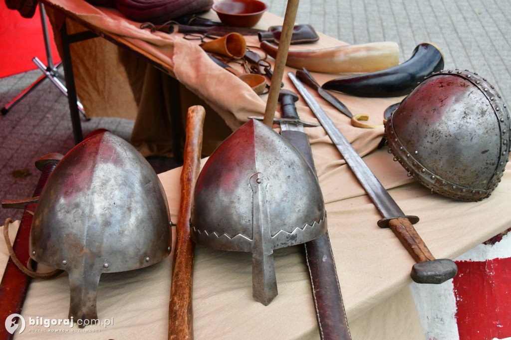 Tarnogród. Piknik historyczny i koronacja na miejskim rynku. Przypomnieli historię sprzed 1000 lat