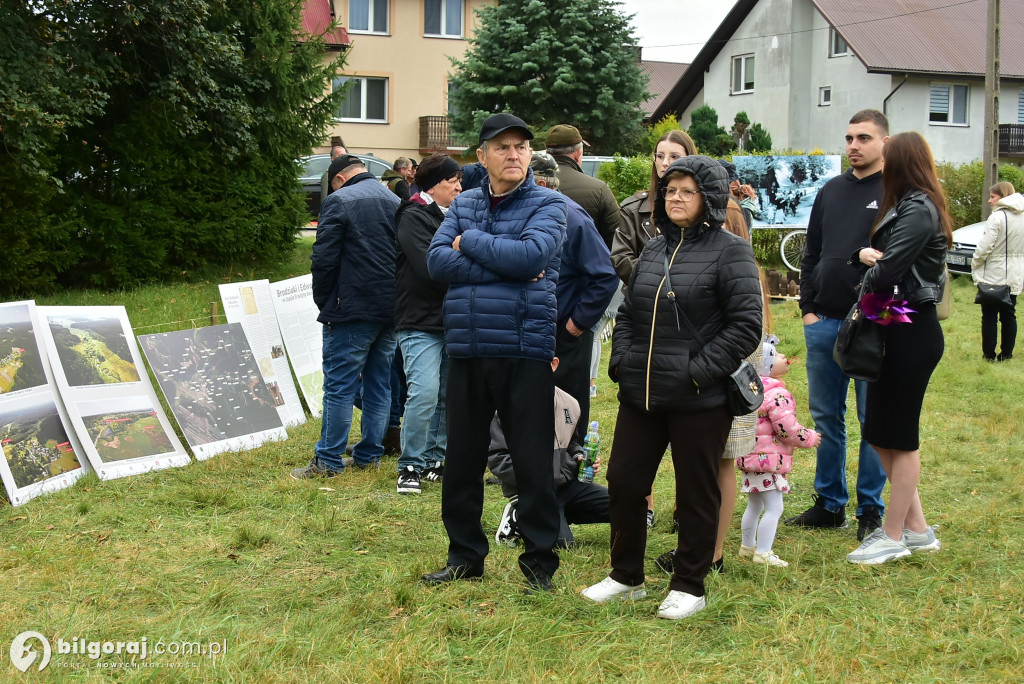 Żywa lekcja historii w Brodziakach: Pamięć o pacyfikacjach i walkach na Biłgorajszczyźnie