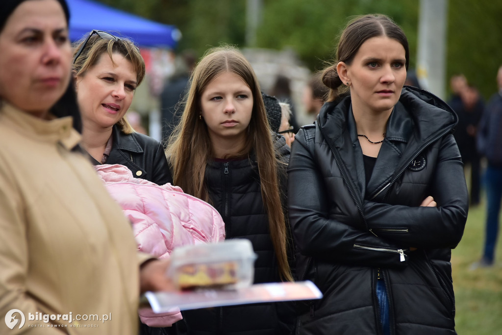 Żywa lekcja historii w Brodziakach: Pamięć o pacyfikacjach i walkach na Biłgorajszczyźnie