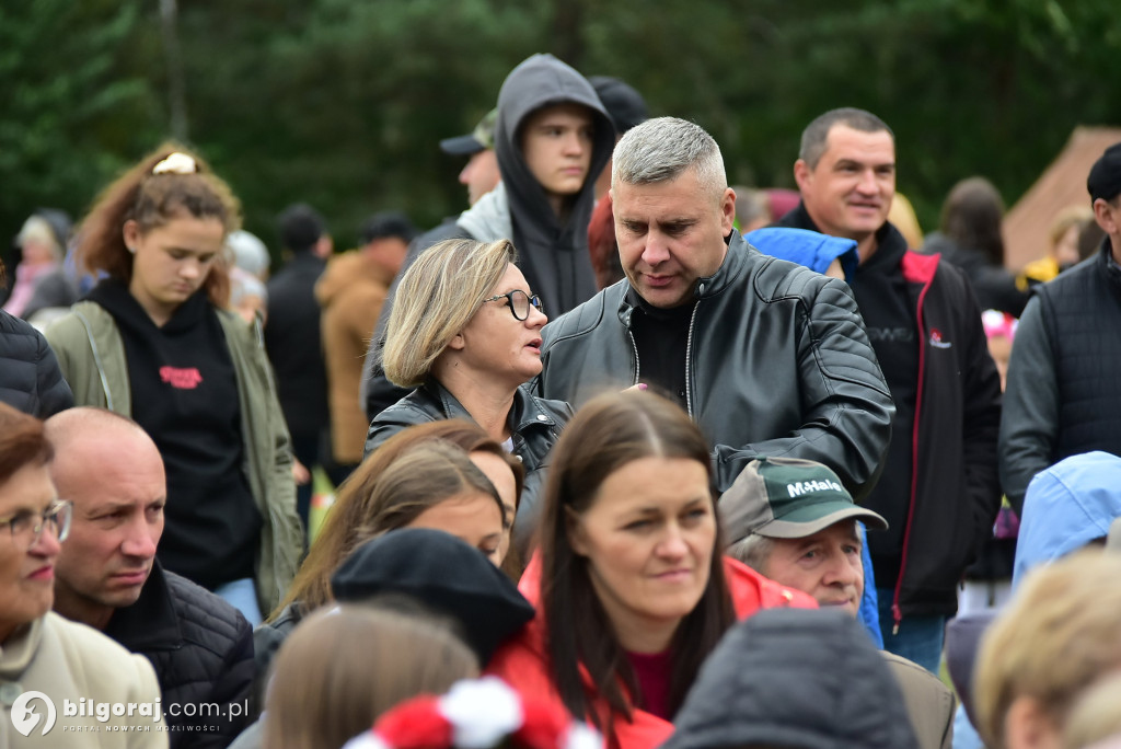 Żywa lekcja historii w Brodziakach: Pamięć o pacyfikacjach i walkach na Biłgorajszczyźnie